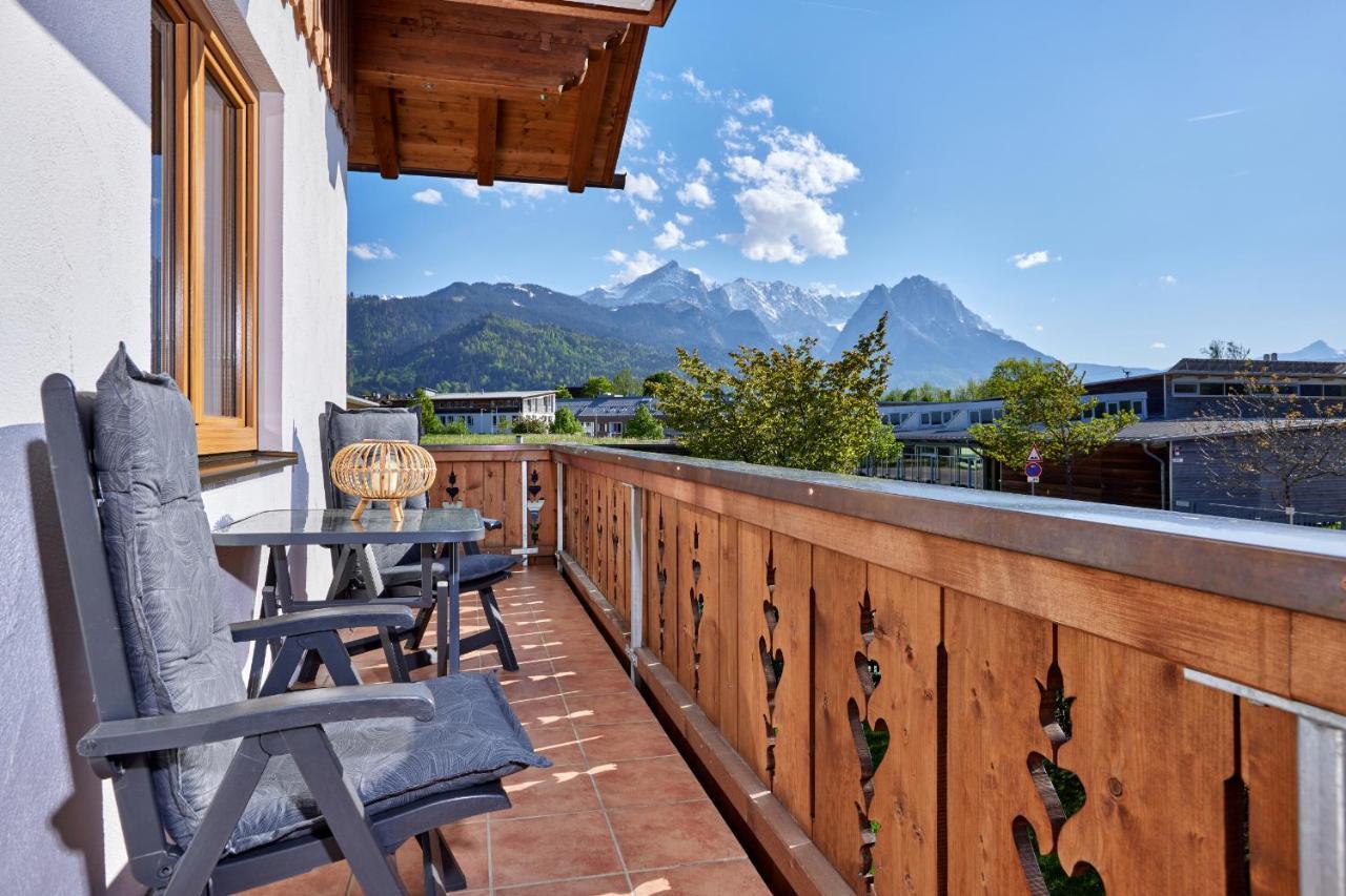 Ferienwohnung Wetterstein Гармиш-Партенкирхен Екстериор снимка