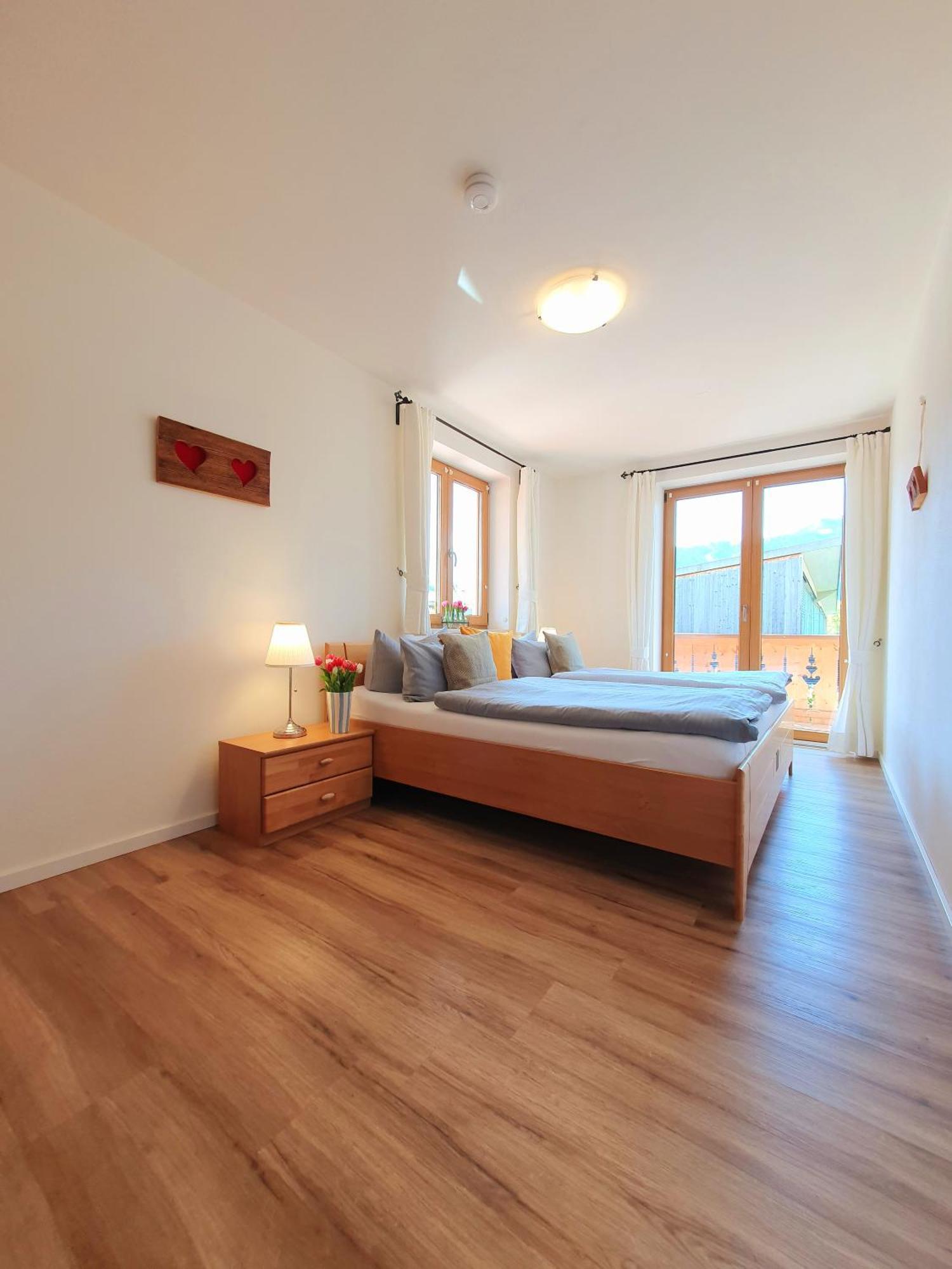 Ferienwohnung Wetterstein Гармиш-Партенкирхен Екстериор снимка